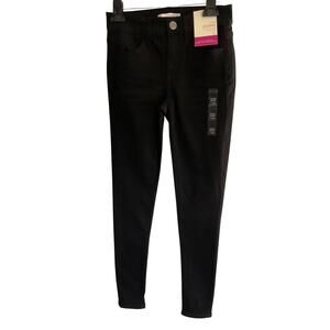 NWT So Jegging Womens 3 26W Black Low Rise Stretch Skinny Leg Pants 29 Inseam